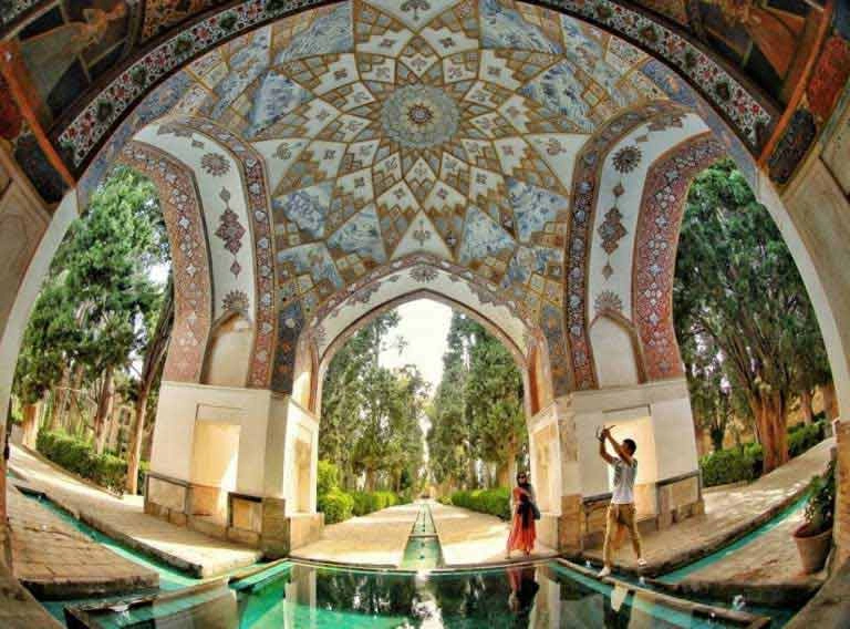 باغ فین کاشان از زیباترین جاهای دیدنی کاشان