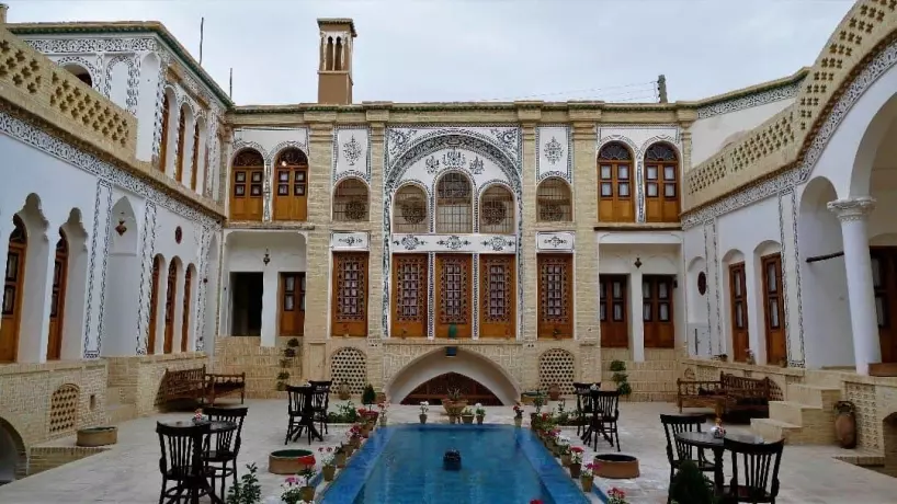 اقامتگاه صباغیان از بهترین اقامتگاه کاشان