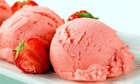 بستنی علمدار کاشان از خوشرنگ ها