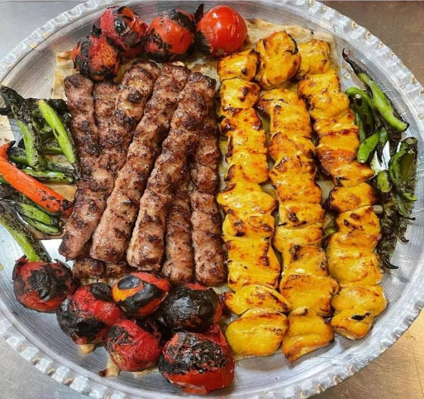 بهترین سفره خانه کاشان